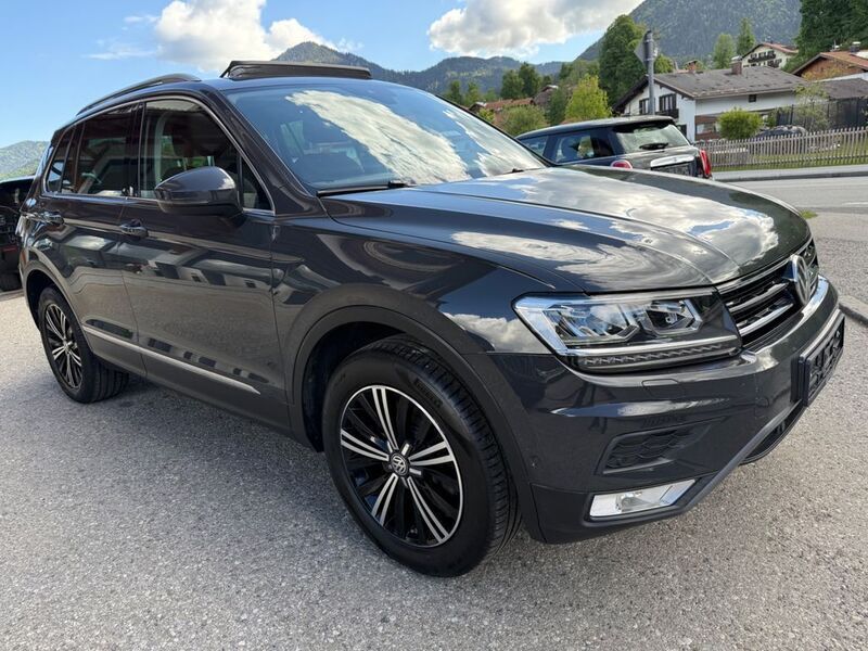 Grau Gebraucht 2016 VW Tiguan Highline SUV | 18.999 € (Etwas zu teuer) - Bild 1/4