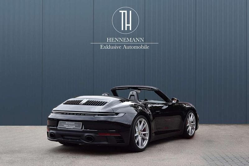 Gebraucht Porsche 911 Carrera Cabriolet 480 PS (353 kW) 2024 Tiefschwarz metallic Cabrio