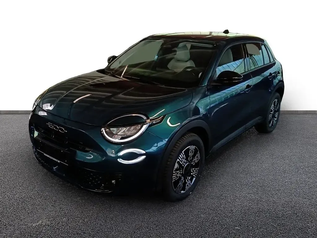 Neu Fiat 600 Icon 145 PS (106 kW) 2026 Grün SUV