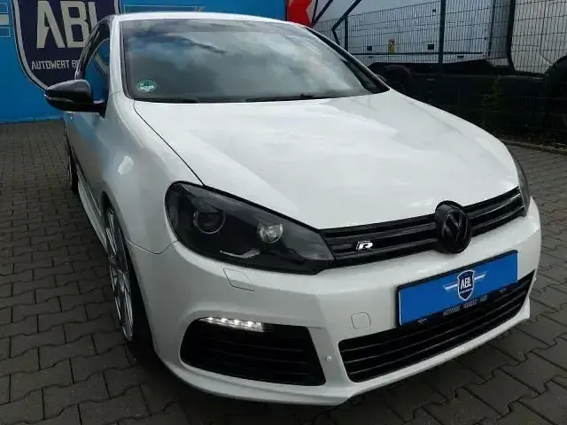Gebraucht VW Golf VI R 271 PS (199 kW) 2011 Weiß Kleinwagen