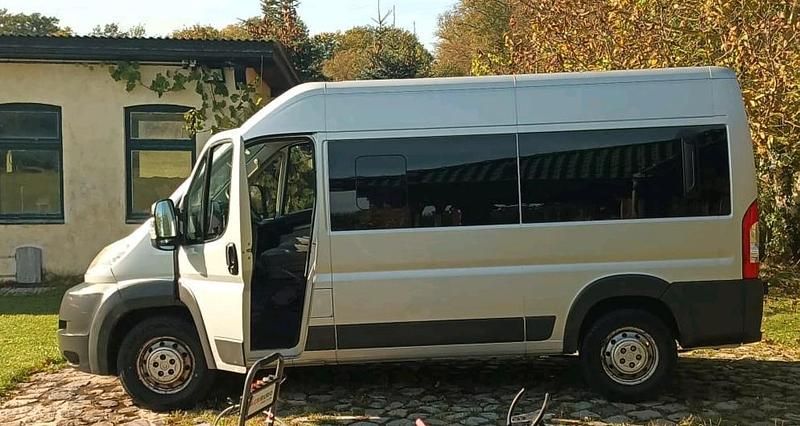 Grau Gebraucht 2012 Peugeot Boxer Van | 9.000 € - Bild 1/1