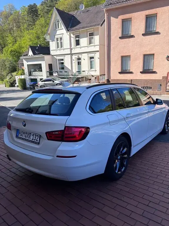 Second-hand BMW 520 184 CP (135 kW) 2011 Alb Break