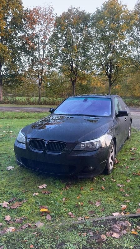 Gebraucht BMW 520 M Sport 170 PS (125 kW) 2004 Schwarz Limousine
