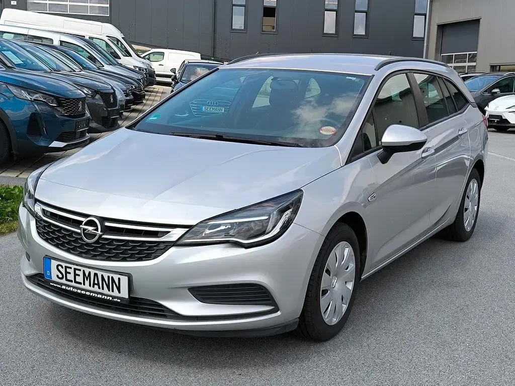 Gebraucht Opel Astra Edition 110 PS (80 kW) 2019 Silber Kombi