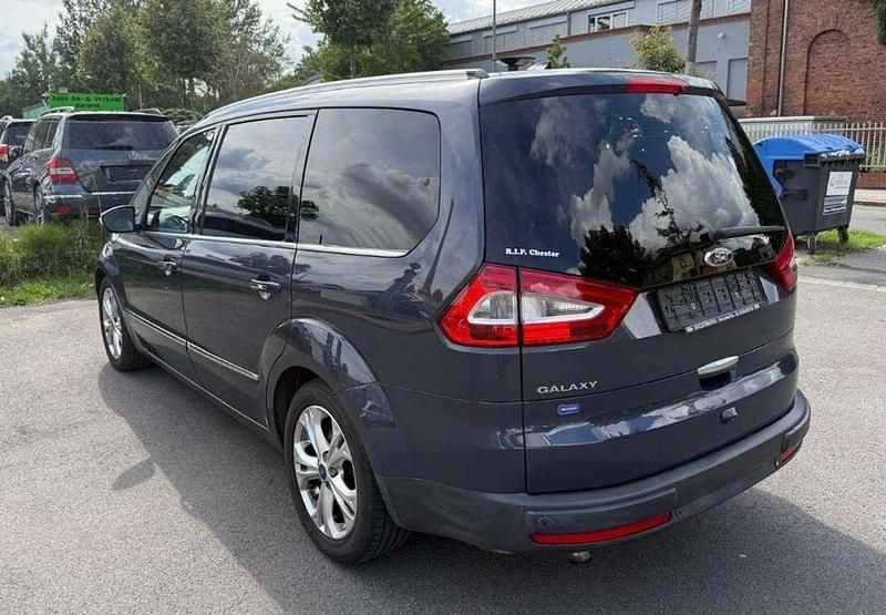 Gebraucht Ford Galaxy Titanium 160 PS (117 kW) 2011 Grau Van / Kleinbus