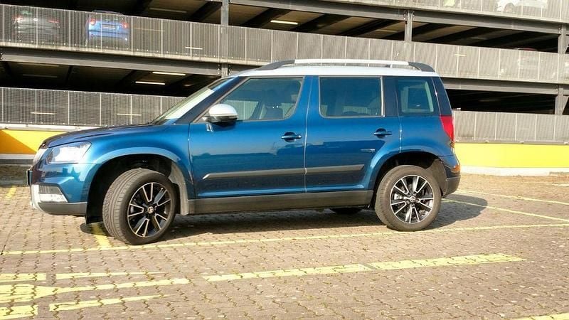 Gebraucht Skoda Yeti 140 PS (102 kW) 2014 Blau SUV