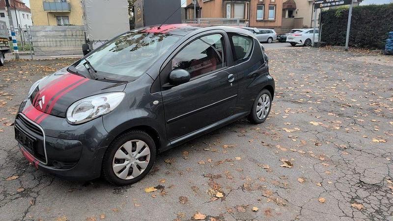 Grau Gebraucht 2011 Citroën C1 Style Kleinwagen | 2.500 € (Guter Preis) - Bild 1/4