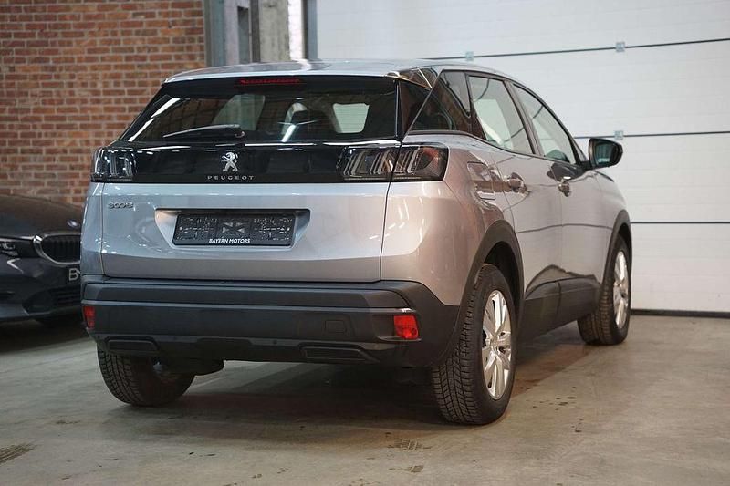 Gebraucht Peugeot 3008 131 PS (96 kW) 2022 Grau Limousine