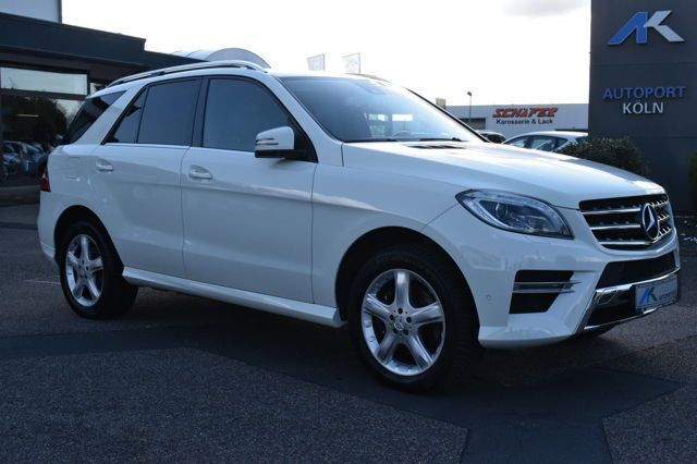 Calcitweiss unilack Gebraucht 2013 Mercedes ML350 AMG line SUV | 19.890 € (Superpreis) - Bild 1/4