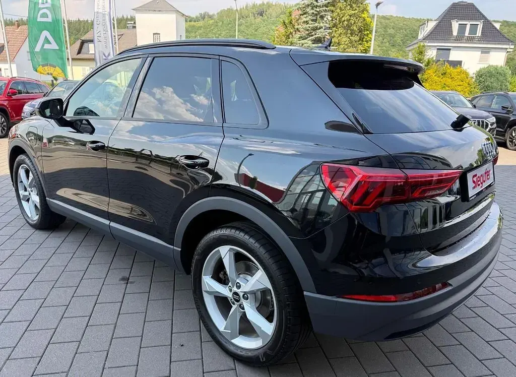 Gebraucht Audi Q3 S-Line 150 PS (110 kW) 2022 Schwarz SUV