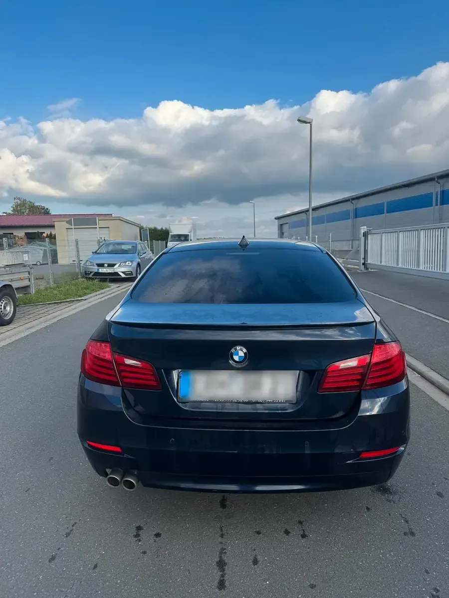 Używany BMW 520 190 KM (139 kW) 2014 Niebieski Sedan/Limuzyna