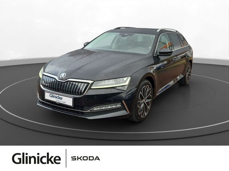Schwarz Gebraucht 2021 Skoda Superb LAURIN & KLEMENT Kombi | 31.480 € (Teuer) - Bild 1/4