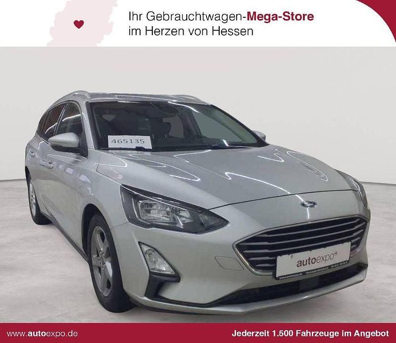 Silber Gebraucht 2020 Ford Focus Cool & Connect Limousine | 9.989 € (Superpreis) - Bild 1/4