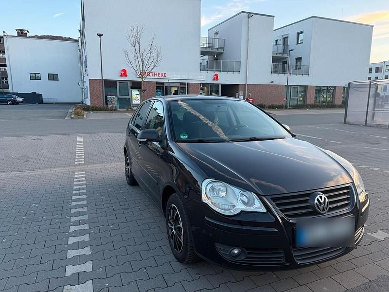 Second-hand VW Polo 68 CP (50 kW) 2008 Negru Hatchback