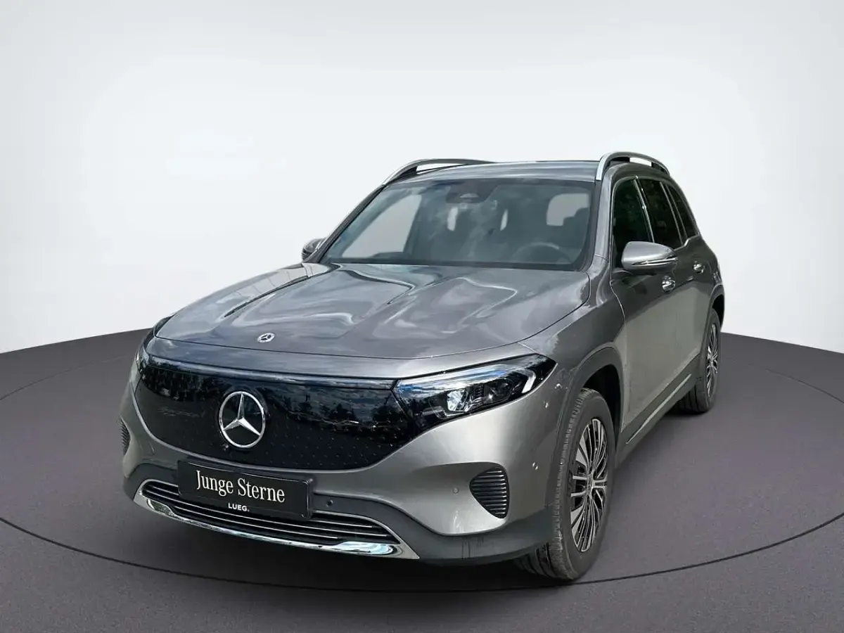 Second-hand Mercedes EQB250+ 139 kW (190 CP) 2025 Gri SUV