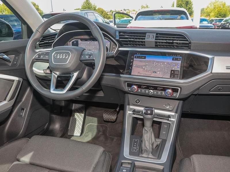 Gebraucht Audi Q3 Advanced Plus 150 PS (110 kW) 2024 Mythosschwarz metallic SUV