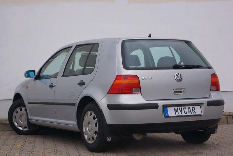 Gebraucht VW Golf III Trendline 75 PS (55 kW) 1999 Silber Limousine