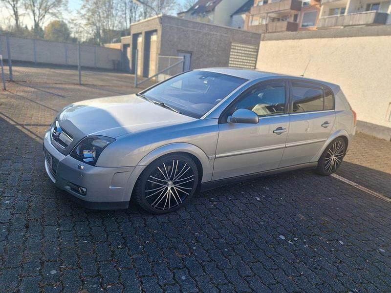 Gebraucht Opel Signum Edition 211 PS (155 kW) 2004 Silber Kleinwagen