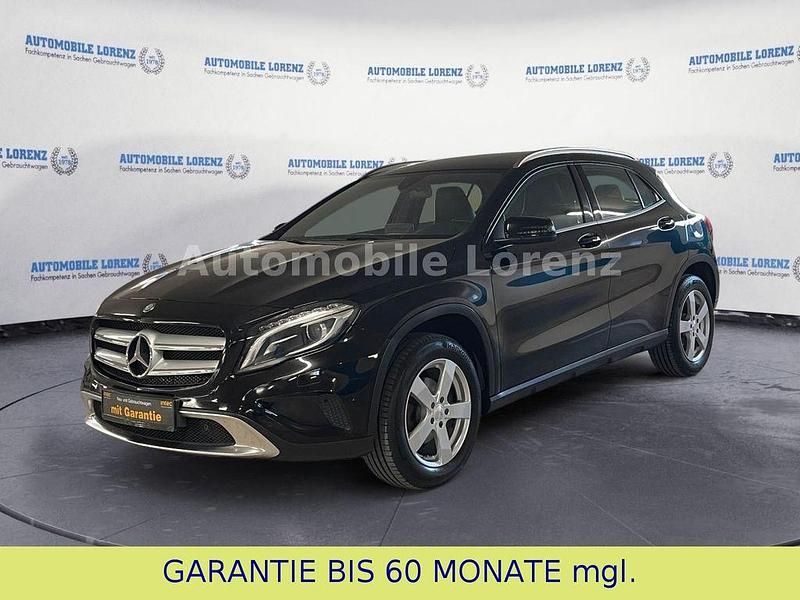 Schwarz Gebraucht 2016 Mercedes GLA180 SUV | 14.990 € (Superpreis) - Bild 1/4