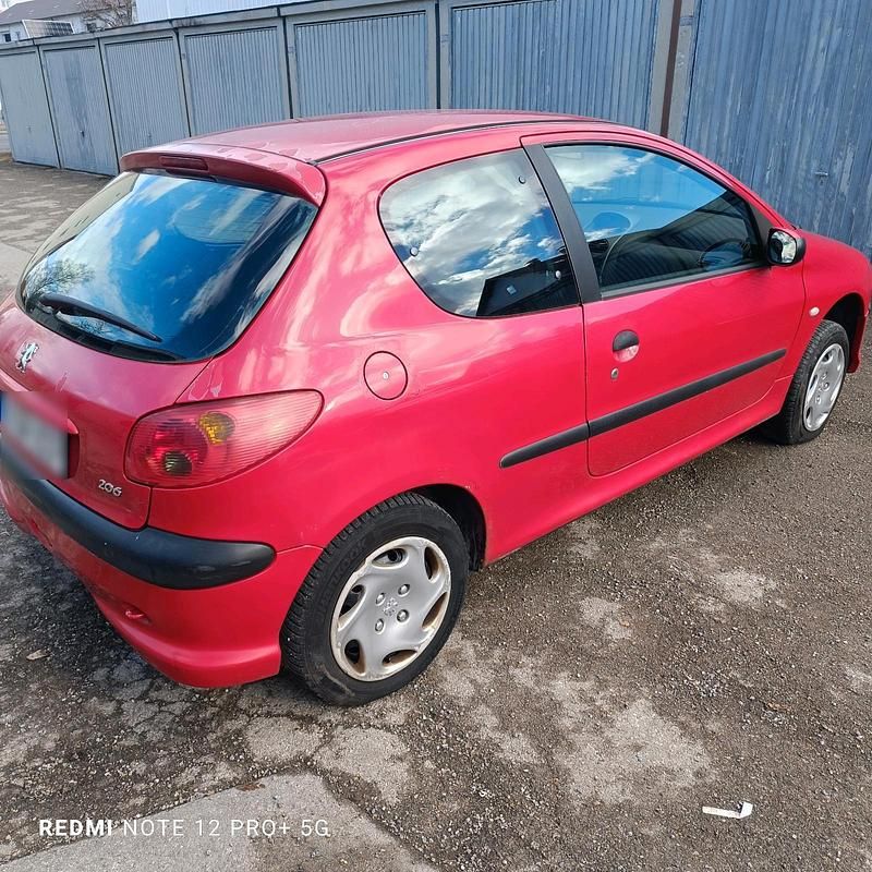 Gebraucht Peugeot 206 60 PS (44 kW) 2001 Kleinwagen
