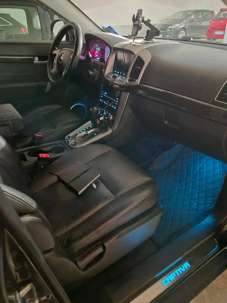 Używany Chevrolet Captiva 184 KM (135 kW) 2014 Czarny SUV