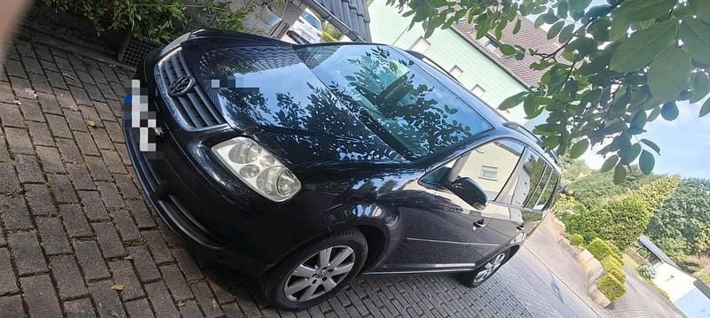 Schwarz Gebraucht 2006 VW Touran Trendline Van / Kleinbus | 4.800 € (Teuer) - Bild 1/4