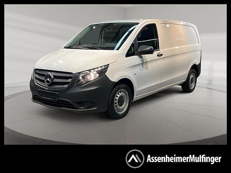 Gebraucht Mercedes Vito 102 PS (75 kW) 2023 Arktikweiss Van