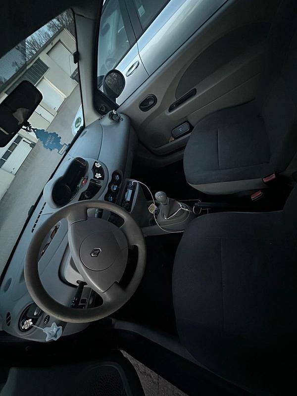 Gebraucht Renault Twingo 60 PS (44 kW) 2008 Blau Kleinwagen