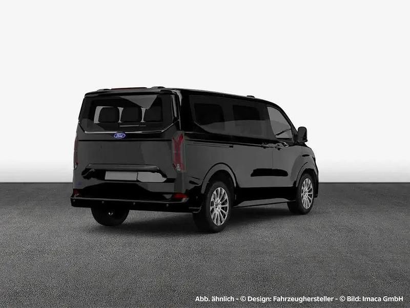 Gebraucht Ford Tourneo Titanium 136 PS (100 kW) 2024 Schwarz Kombi