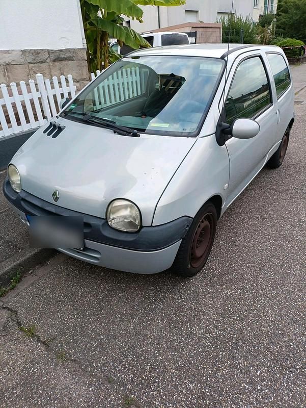 Silber Gebraucht 2003 Renault Twingo Kleinwagen | 600 € (Guter Preis) - Bild 1/4