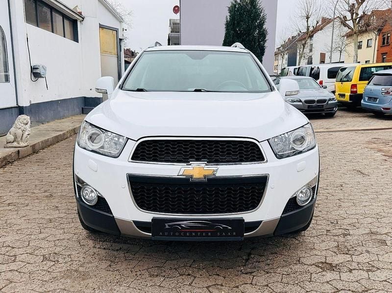 Gebraucht Chevrolet Captiva LTZ 184 PS (135 kW) 2012 Weiß SUV