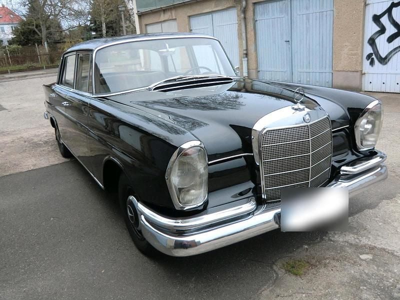 Gebraucht Mercedes W111 95 PS (69 kW) 1961 Schwarz Limousine