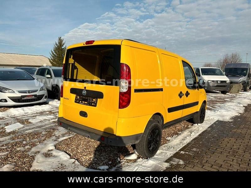 Gebraucht Fiat Doblò 103 PS (75 kW) 2006 Gelb Van / Kleinbus