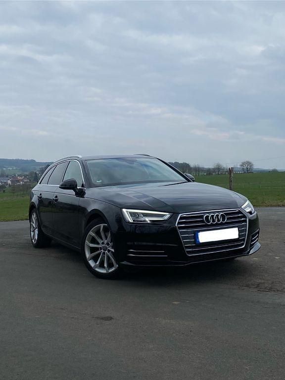 Gebraucht Audi A4 Sport 190 PS (139 kW) 2016 Schwarz Kombi