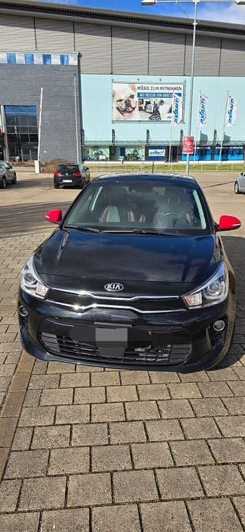 Gebraucht Kia Rio Platinum Edition 120 PS (88 kW) 2017 Schwarz Limousine