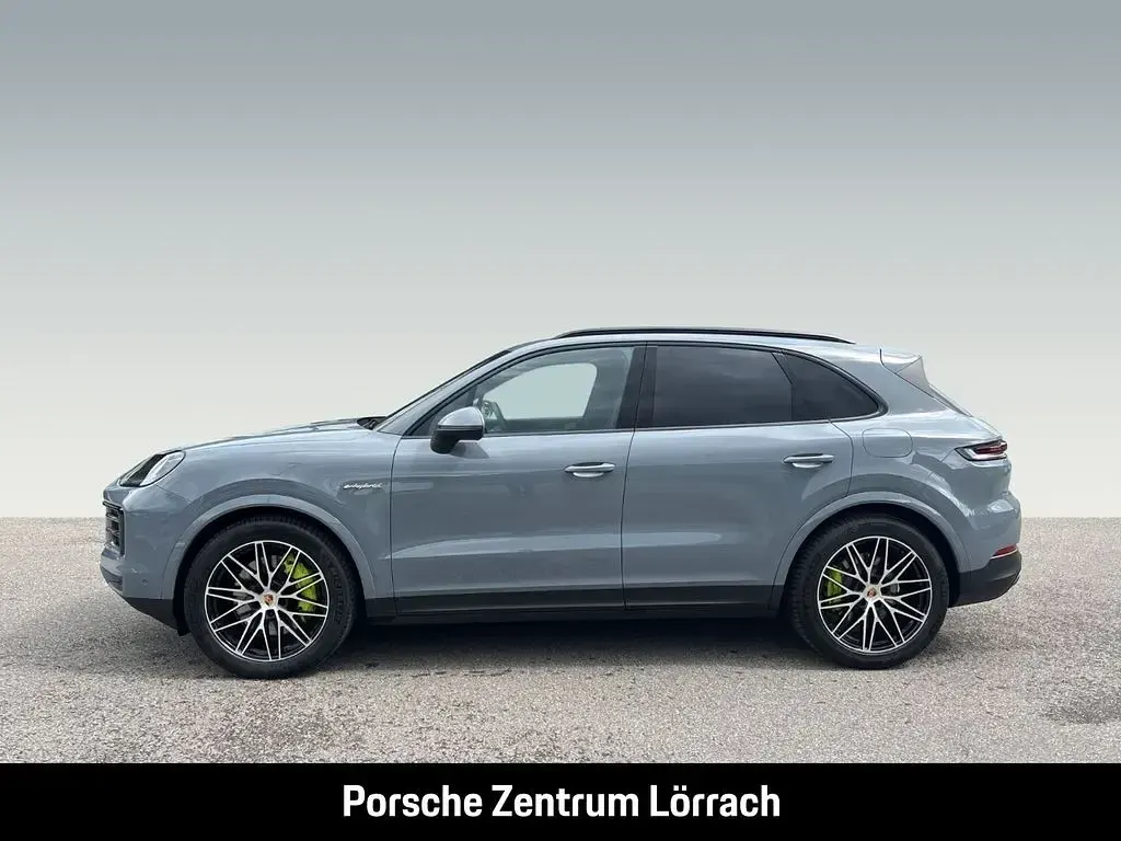Gebraucht Porsche Cayenne 470 PS (345 kW) 2024 Grau SUV