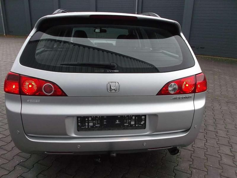 Gebraucht Honda Accord Executive 155 PS (114 kW) 2007 Silbermetallic . Kombi