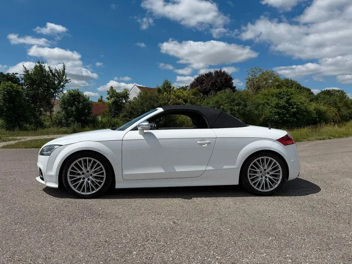 Gebraucht Audi TT Roadster Ambiente 272 PS (200 kW) 2010 Weiß Cabrio