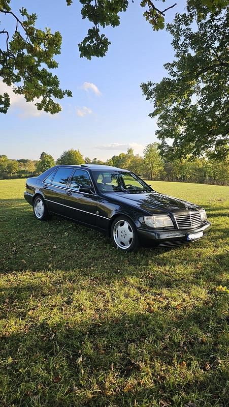 Schwarz Gebraucht 1992 Mercedes 500 Limousine | 9.990 € - Bild 1/4