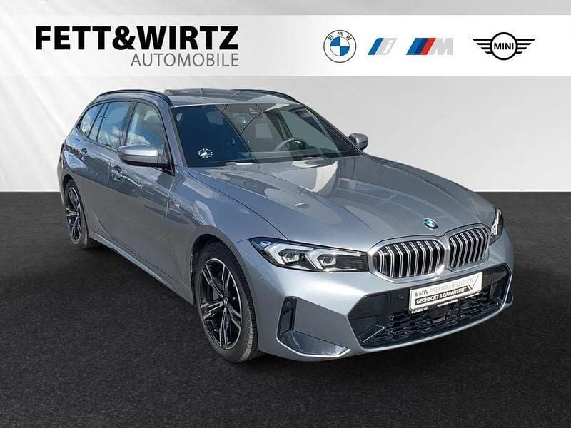Skyscraper grau metallic Gebraucht 2025 BMW 330 M Sport Kombi | 38.880 € (Superpreis) - Bild 1/2