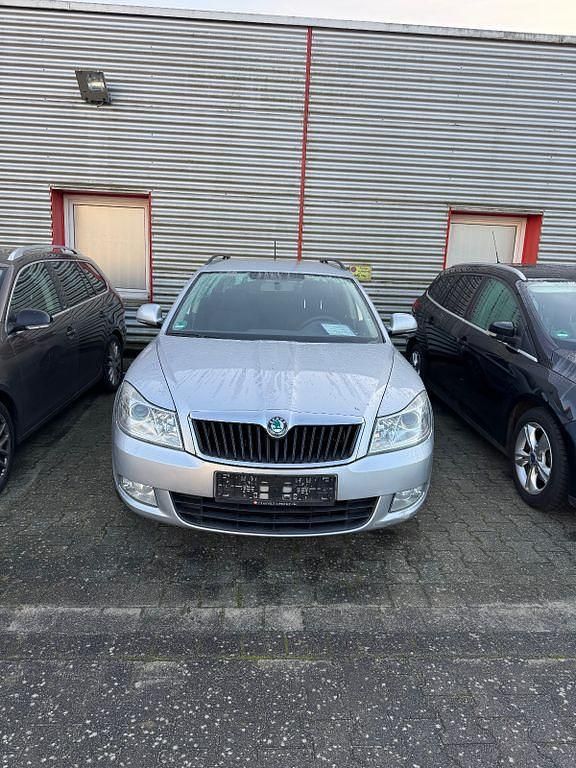 Gebraucht Skoda Octavia 122 PS (89 kW) 2013 Silber Limousine