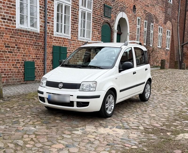 Gebraucht Fiat Panda 69 PS (50 kW) 2012 Weiß Kleinwagen
