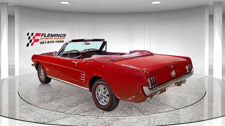 Usata Ford Mustang 1966 Rosso Cabrio