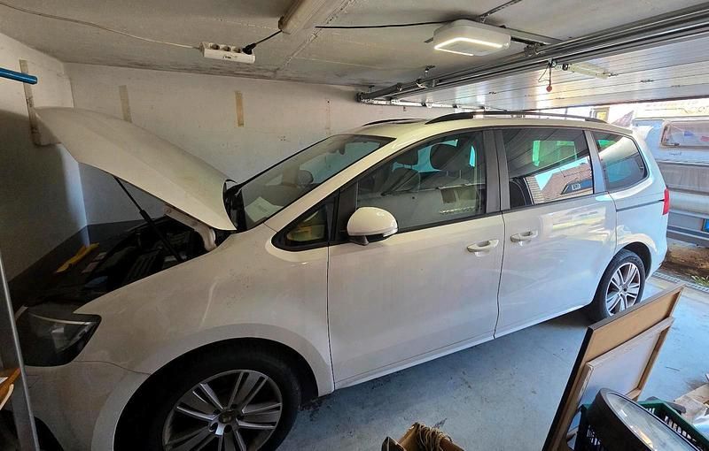 Gebraucht Seat Alhambra 170 PS (125 kW) 2013 Weiß Van / Kleinbus