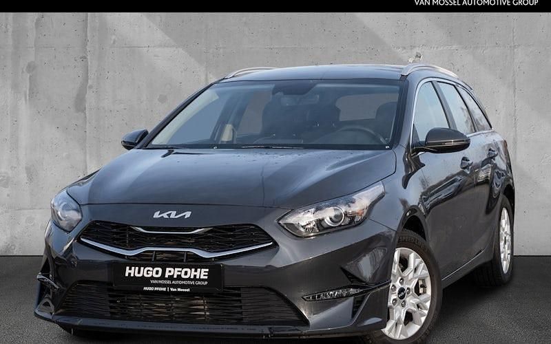 Gebraucht Kia Ceed Sportswagon Vision 120 PS (88 kW) 2023 Grau Kombi