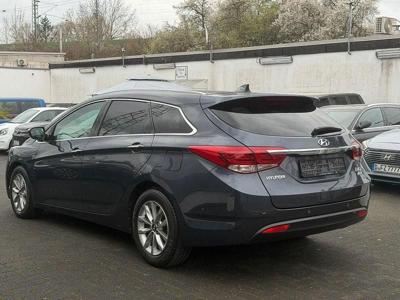 Gebraucht Hyundai i40 Trend 141 PS (103 kW) 2016 Kombi