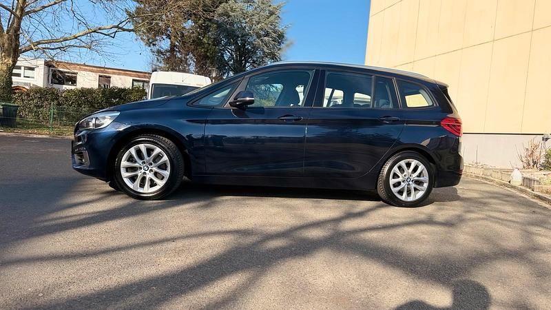 Gebraucht BMW 220 Gran Tourer 190 PS (139 kW) 2016 Blau Van / Kleinbus