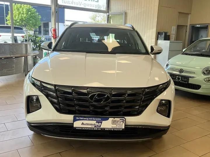 Weiß polar white / sol Gebraucht 2022 Hyundai Tucson SUV | 22.000 € (Guter Preis) - Bild 1/2