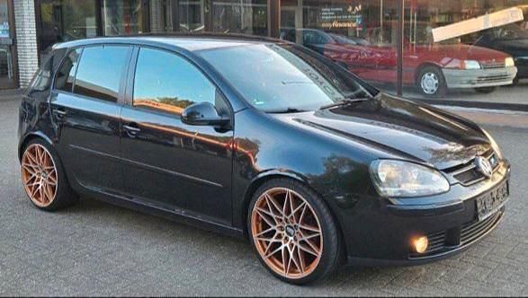 Schwarz Gebraucht 2008 VW Golf Sport Limousine | 2.700 € (Fairer Preis) - Bild 1/4