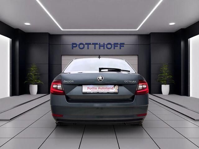 Gebraucht Skoda Octavia Style 150 PS (110 kW) 2017 Grau Limousine